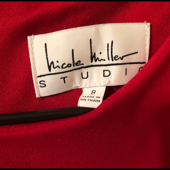 Cold shoulder dress - Picture 6 of 7